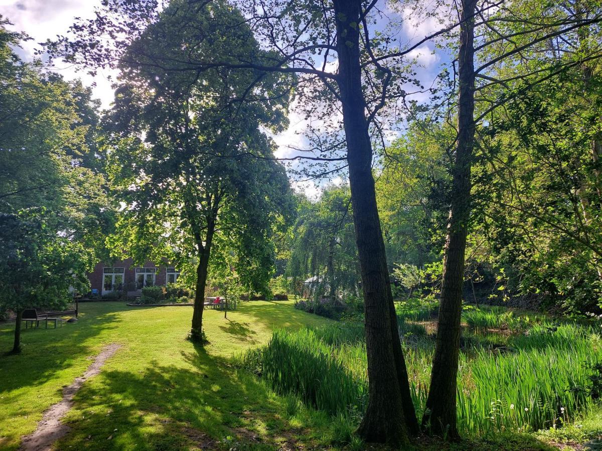 Slaaphuisjes Op Wielen Buitenwedde Westerwolde Extérieur photo