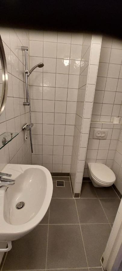 Slaaphuisjes Op Wielen Buitenwedde Westerwolde Extérieur photo